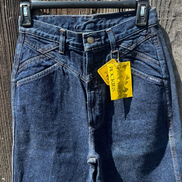 VINTAGE ROCKIES - Picture 5 of 8